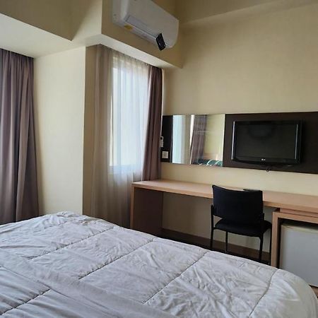 Apartemen Solo Paragon By Cariapartemen-Id Bonorejo Экстерьер фото